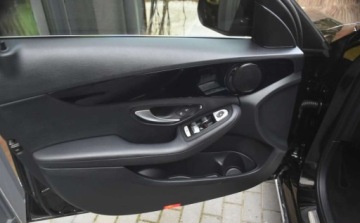 Mercedes Klasa C W205 Limuzyna Facelifting 1.6 C180 156KM 2019 Mercedes-Benz Klasa C Mercedes-Benz Klasa C 180 Business Edition 9G-TRONIC, zdjęcie 19