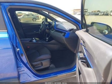 Toyota C-HR I 2020 Toyota C-HR 2020 TOYOTA C-HR XLE 2.0 Benzyna 144KM, zdjęcie 13