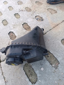 BMW G30 G11 G12 NÁDOBKA VYROVNÁVACÍ 8610657
