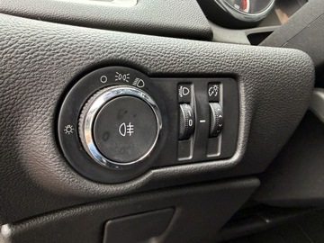 Opel Astra J Hatchback 5d 1.4 Twinport ECOTEC 100KM 2012 Opel Astra TYLKO125tyśkm SELECTION 2012 Klima 5D ZADBANA 1.4 Zwykła Benzyna, zdjęcie 10