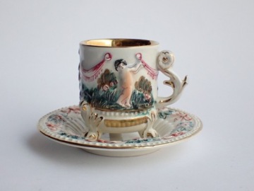 Фарфоровая чашка G B R. Capodimonte R.S. Марино Италия
