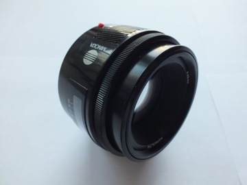 Minolta AF 50 мм 1:1,7 — работает — Sony A