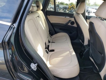 BMW X1 F48 2016 BMW X1 xDrive28i 2016 2.0 Benzyna 228KM, zdjęcie 2