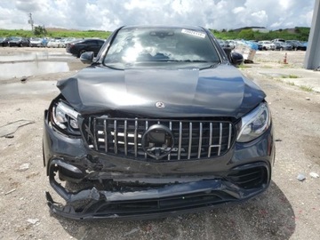 Mercedes GLC C253 2019 Mercedes-Benz GLC 2019 MERCEDES-BENZ GLC COUPE 63 S 4MATIC AMG 4.0 Benzyna, zdjęcie 4