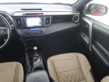 Toyota RAV4 IV MPV Facelifting 2.5 Hybrid 197KM 2017 Toyota RAV 4 2.5 Hybrid, Salon Polska, Serwis ASO, zdjęcie 7