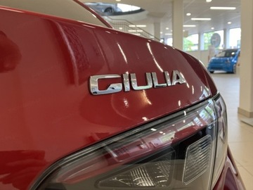 Alfa Romeo Giulia II Sedan Facelifting 2023 2.0 GME Turbo 280KM 2025 ALFA ROMEO Giulia Intensa Q4 Sedan 2.0 (280KM) 2025, zdjęcie 3