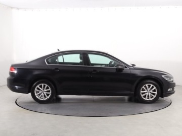 Volkswagen Passat B8 Limousine 1.8 TSI BlueMotion Technology 180KM 2017 VW Passat 1.8 TSI, Salon Polska, 1. Właściciel, zdjęcie 5