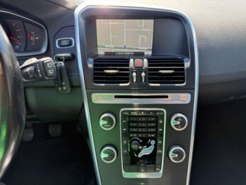 Volvo XC60 I SUV Facelifting 2.0 D3 DRIVE-E 150KM 2015 Volvo XC 60 NAWIGACJALEDYCZUJNIKI ZMIERZCHUGWARANCJA 2.0 Diesel 150KM, zdjęcie 13