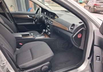 Mercedes Klasa C W204 Kombi T204 1.8 180 CGI BlueEFFICIENCY 156KM 2012 Mercedes-Benz Klasa C bezwypadekz Niemiecjedzie jak nowe 1.8 Benzyna, zdjęcie 27