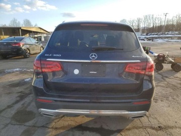 Mercedes GLC C253 2020 Mercedes-Benz GLC 300 4Matic 2020 2.0l 2.0 Benzyna 255KM, zdjęcie 10