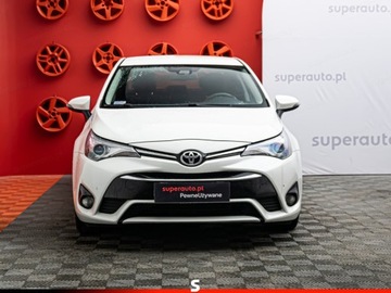 Toyota Avensis III Sedan Facelifting 2015 2.0 D-4D 143KM 2016 TOYOTA Avensis 2.0 D-4D Sedan 143KM 2016, zdjęcie 1