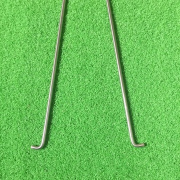 Практичный инструмент для гольфа Green Cup Taker из нержавеющей стали.