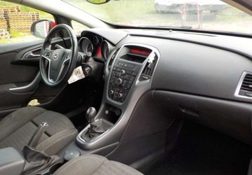 Opel Astra J GTC 1.4 Turbo ECOTEC 120KM 2013 Opel Astra Okazja 1.4 Benzyna 120KM, zdjęcie 19