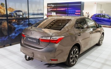 Toyota Corolla XI Sedan 1.6 Valvematic 132KM 2016 Toyota Corolla 1.6 132 KM Premium Style Tech EU6 1.6 Benzyna 132KM, zdjęcie 3