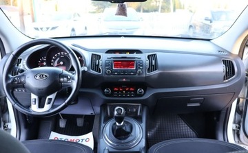 Kia Sportage III SUV 1.7 CRDi 116KM 2011 Kia Sportage Climatronic, Grzane Fotele, Tempomat, Czujniki, Wielofunkcyjn, zdjęcie 4