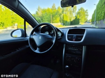 Peugeot 207 Hatchback 5d 1.4 VTi 95KM 2009 Peugeot 207 Peugeot 207 1.4 Benzyna 95KM, zdjęcie 12