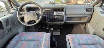 Volkswagen Multivan T6 1995 VOLKSWAGEN VW TRANSPORTER T4 MULTIVAN 7 OSÓB T4 2.4D ORGINAŁ, zdjęcie 16