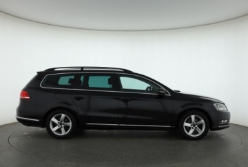 Volkswagen Passat B7 Variant 2.0 TDI CR DPF BlueMotion 140KM 2012 VW Passat 2.0 TDI, Klima, Klimatronic, Tempomat, zdjęcie 5