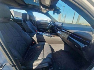 BMW Seria 5 G90-91 2024 BMW Seria 5 530i 2024 2.0 Benzyna 248KM, zdjęcie 11