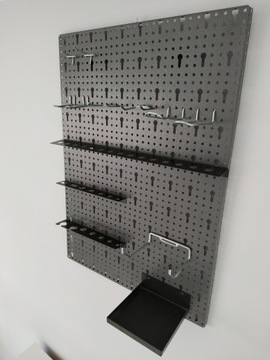 АКЦИЯ ПЕРФОРИРОВАННАЯ КАРТА TIN BOARD