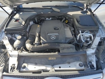 Mercedes GLC C253 2019 Mercedes-Benz GLC 2019 r., 2,0L 300 4 MATIC 2.0 Benzyna 241KM, zdjęcie 11