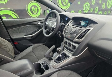 Ford Focus III Kombi Facelifting 1.6 TDCi 115KM 2014 Ford Focus DO WYNAJECIA Ford Focus 1.6 TDCi 1.6 Diesel 115KM, zdjęcie 15