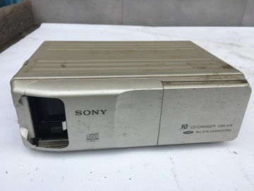 ZMIENIARKA PŁYT RADIO CHANGER CD LAND CRUISER J90