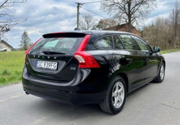 Volvo V60 I Kombi Facelifting 2.0 D2 DRIVE-E 120KM 2017 Volvo V60 Volvo V60 D2 Geartronic 2.0 Diesel 120KM, zdjęcie 7