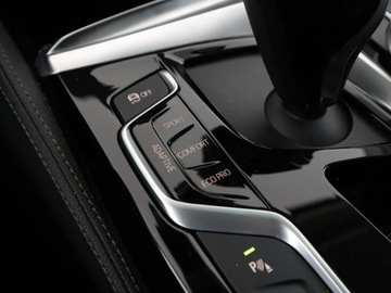 BMW Seria 5 G30-G31 Touring 530i 252KM 2018 BMW 530 4x4 automat skóra full LED navi panorama, zdjęcie 28