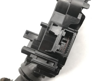 17F852 MINCE 2.0 AX10 135 2022 TOYOTA C-HR (_X1_)