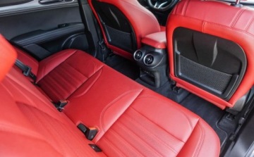 Alfa Romeo Stelvio SUV Facelifting 2.0 Turbo 280KM 2023 Alfa Romeo Stelvio Alfa Romeo Stelvio Veloce Q4 2.0 280KM 2.0 Benzyna 280KM, zdjęcie 34