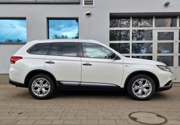 Mitsubishi Outlander III SUV Facelifting 2017 2.0 150KM 2018 Mitsubishi Outlander Salon PL Dealer Mitsubishi 2.0 Benzyna 150KM, zdjęcie 4
