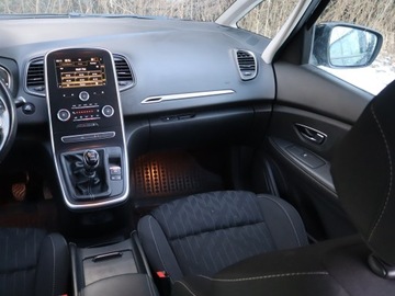 Renault Grand Scenic III 1.6 dCi 130KM 2018 Renault Grand Scenic 1.6 dCi, Navi, Klima, zdjęcie 7