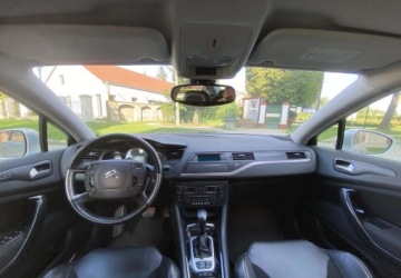 Citroen C5 III Sedan 3.0 V6 HDi Biturbo FAP 241KM 2011 Citroen C5 Citroen C5 III 3.0 HDi V6 Exclusive aut 3.0 Diesel 240KM, zdjęcie 4