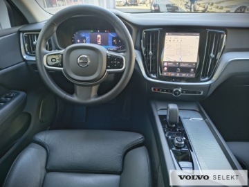 Volvo V60 II  Kombi Facelifting 2.0 B4 B 197KM 2025 Volvo V60 V60 B4 Benzyna, Plus Dark, Aktywny tempo, zdjęcie 20