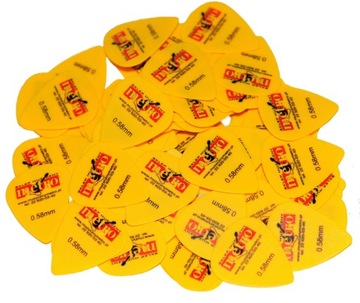 СТРУНЫ ДЛЯ КЛАССИЧЕСКОЙ ГИТАРЫ - 7 ШТ + Медиаторы