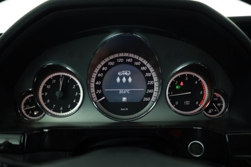 Mercedes Klasa E W212 Kombi 200 CDI BlueEFFICIENCY 136KM 2011 Mercedes E E 200 CDI, Skóra, Navi, Xenon, zdjęcie 7