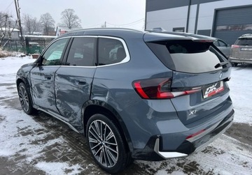 BMW X1 U11 Crossover 1.5 18i 136KM 2022 BMW X1 1.5 benzyna 136 km Led Nawigacja Kamera Sensor 1.5 Benzyna 136KM, zdjęcie 4