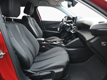 Peugeot 2008 2021 Peugeot 2008 1.2 PureTech Allure S&amp;S EAT8, zdjęcie 14