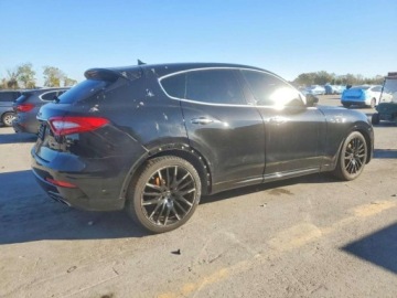 Maserati Levante 3.0 GDI V6 430KM 2020 Maserati Levante 2020r., S, 3.0L, od ubezpieczalni 3.0 Benzyna 430KM, zdjęcie 3