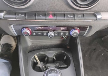 Audi A3 8V Hatchback 3d 1.6 TDI clean diesel 110KM 2015 Audi A3 Sportback 112015r, 1.6 TDI. Uszkodzony prawy przod. Poobijany. Jez, zdjęcie 14