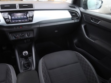 Skoda Fabia III Kombi Facelifting 1.0 TSI 95KM 2021 Skoda Fabia 1.0 TSI, Salon Polska, 1. Właściciel, zdjęcie 7