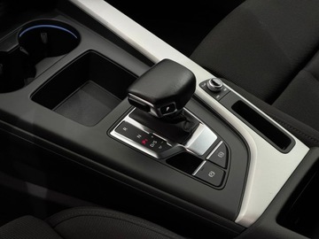 Audi A4 B9 Limousine Facelifting 2.0 35 TFSI 150KM 2023 Audi A4 Limousine 35 TFSI S Line S Tronic / Ambien, zdjęcie 7