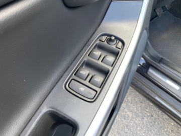 Volvo XC60 I SUV Facelifting 2.0 D3 DRIVE-E 150KM 2016 Volvo XC 60 LEDY KLIMATYZACJA NAWIGACJA PARKTRONIC TEMPOMAT GRZANE FOTELE, zdjęcie 11