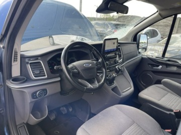 Ford Tourneo Custom I 2022 Ford Tourneo Custom HAK Podgrzewanie Kamera 8 os., zdjęcie 8