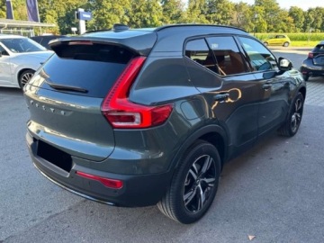 Volvo XC40 2026 VOLVO XC40 B4 Plus Dark Suv 2.0 (211KM) 2026, zdjęcie 3