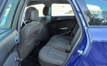 Opel Astra J Sports Tourer 2.0 CDTI ECOTEC 160KM 2010 Opel Astra 2,0CDTI (160KM) 196 tys. km Bezwypadkowy 2.0 Diesel 160KM, zdjęcie 7