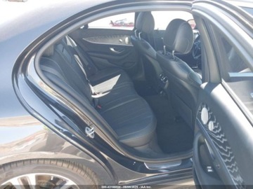 Mercedes Klasa E W213 2021 Mercedes-Benz Klasa E 350 2021 2.0l 2.0 Benzyna 255KM, zdjęcie 12