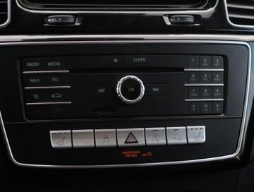 Mercedes GLE W166/C292 SUV AMG 3.0 450 AMG 367KM 2016 Mercedes GLE GLE 450 AMG, Salon Polska, zdjęcie 12