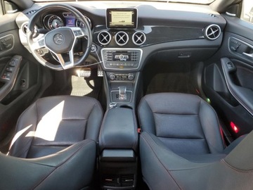 Mercedes CLA C117 2014 Mercedes-Benz CLA 45 AMG 2014 2.0l 2.0 Benzyna 355KM, zdjęcie 8